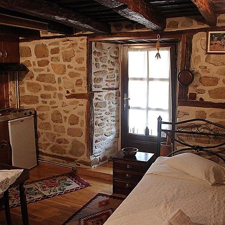 Τα Κωνστανταδικα Apartman Arnéa Kültér fotó